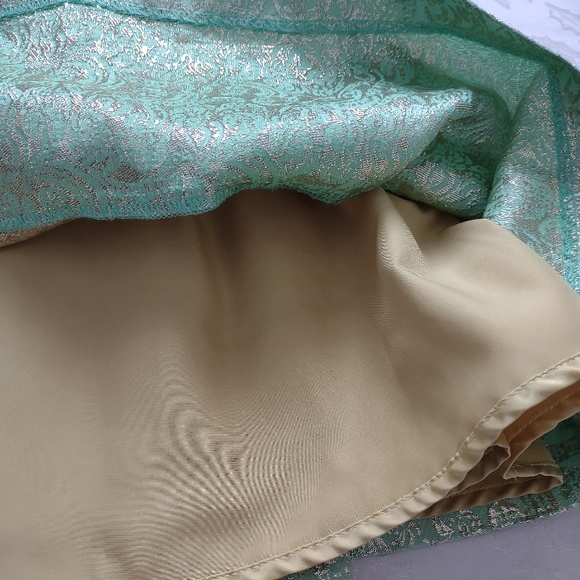 Gold metallic brocade belted dress Old Hollywood style - Picture 9 of 15